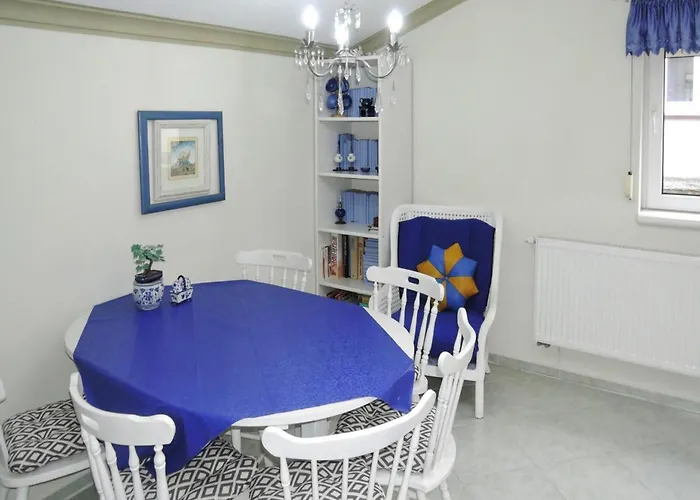 Cozy Apartment 600M From The Sea, Miedzyzdroje